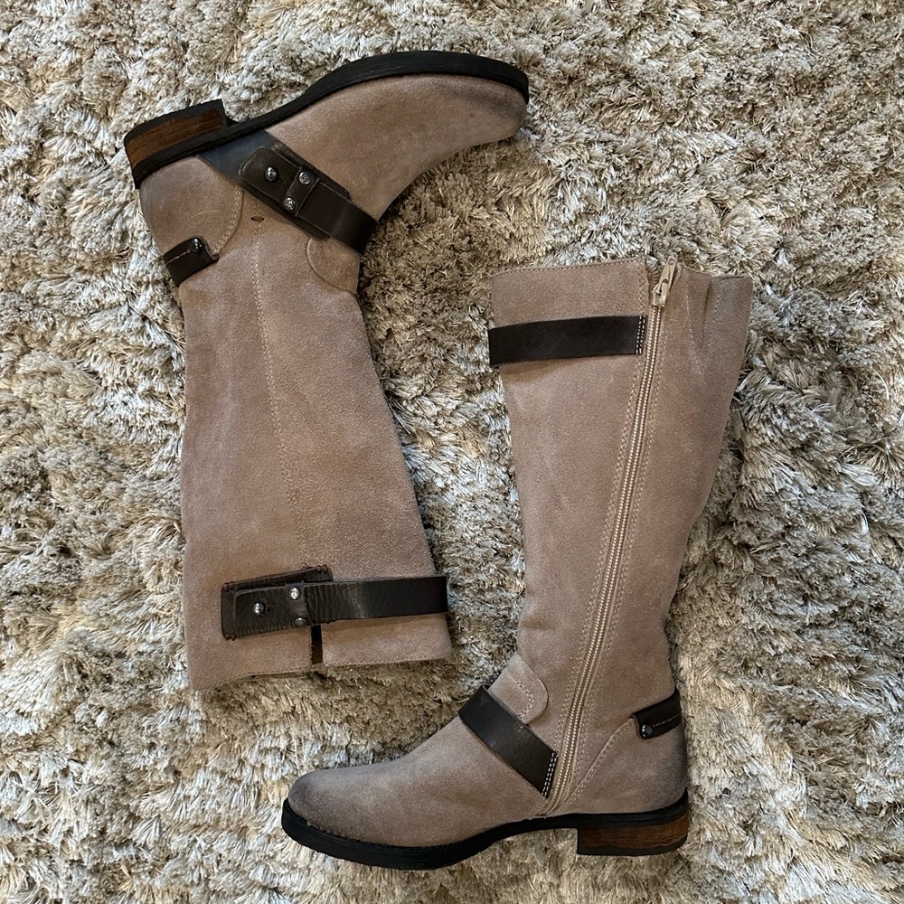 CROWN vintage boot suede EUC 6.5